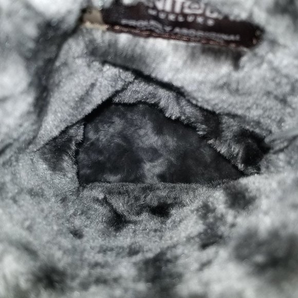 Manitobah Mukluks Buffalo Dancer Tall Boot, Gray Suede, Youth Size 3 (Ages 6-8) - Picture 14 of 14